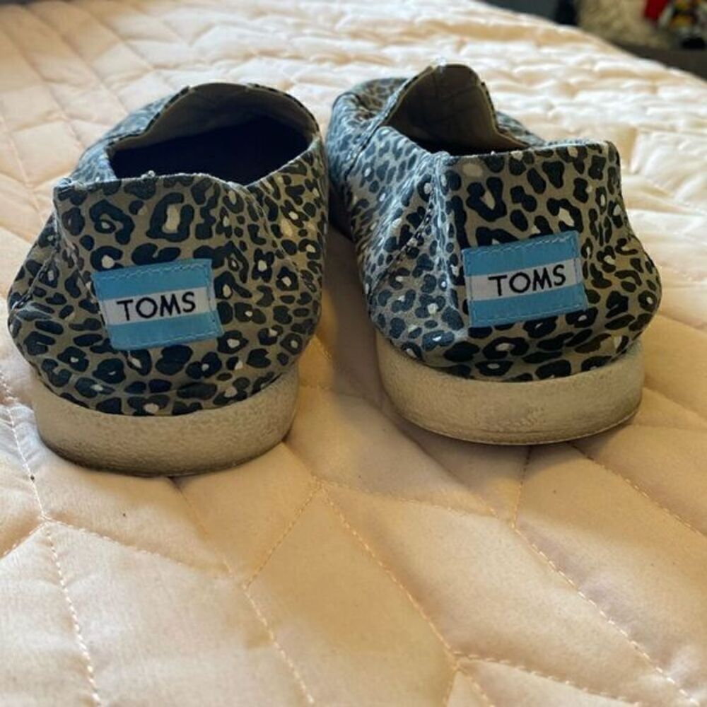 Animal print Toms